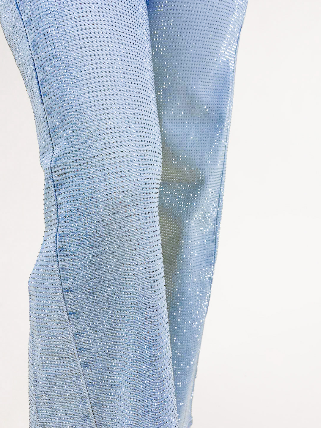 1000025702 1000025702